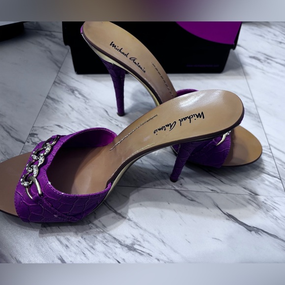 Michael Antonio 4" Croc Embossed Chain SlipOn Heeled Mules Purple Size: 9M w Box - Picture 7 of 11